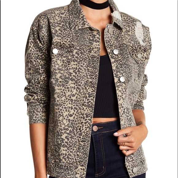 Ashley Mason Jackets & Blazers - 18. Ashley Mason Distressed Denim Leopard Print Jacket Size Medium Classic Cut